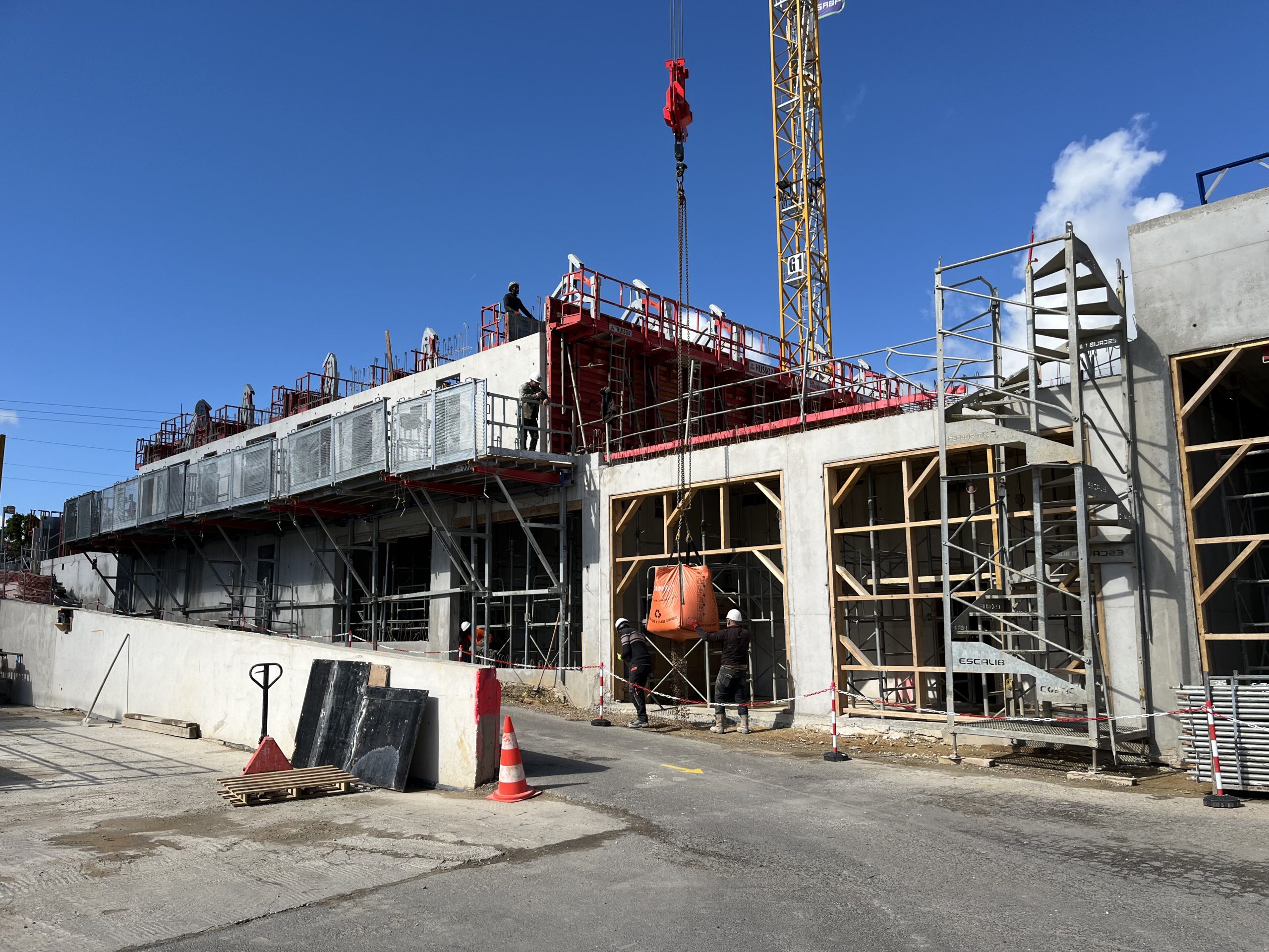 Encore en travaux, l'Atrium accueillera principalement une résidence intergénérationnelle, 169 logements et un LIDL